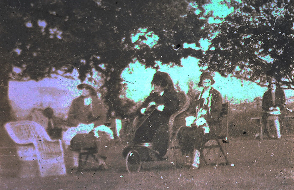 People02